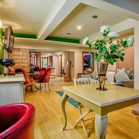 Le Chic Apart Rumeli Caddesi Simsek Apt.no:5 Kat 1 Istanbul